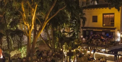 Carrera Popular Puente Romano Print