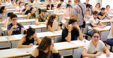 Inscripción A La Selectividad En Andalucía: Plazos Y Requisitos