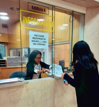 Inscripción Consular Y Certificado De Baja: Guía Y Trámites
